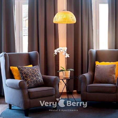 Very Berry - Garbary 27 - Apartament Z Balkonem, Old City, Check In 24H Daire Poznań Dış mekan fotoğraf