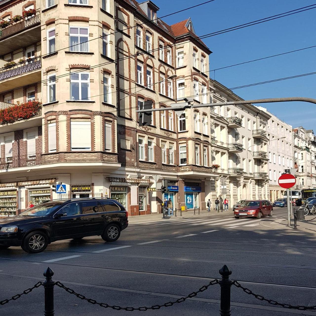 Very Berry - Garbary 27 - Apartament Z Balkonem, Old City, Check In 24H Daire Poznań Dış mekan fotoğraf