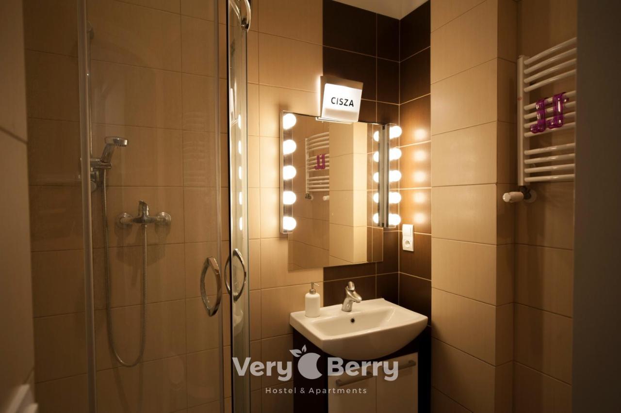 Very Berry - Garbary 27 - Apartament Z Balkonem, Old City, Check In 24H Daire Poznań Dış mekan fotoğraf