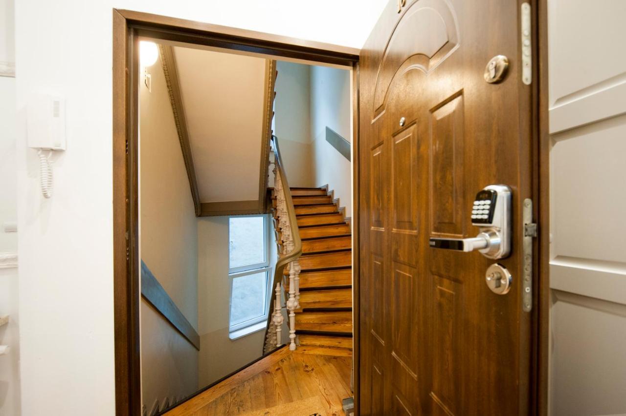 Very Berry - Garbary 27 - Apartament Z Balkonem, Old City, Check In 24H Daire Poznań Dış mekan fotoğraf