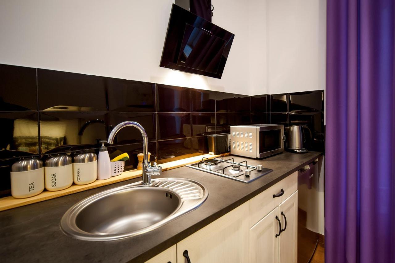 Very Berry - Garbary 27 - Apartament Z Balkonem, Old City, Check In 24H Daire Poznań Dış mekan fotoğraf